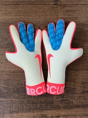 Nike Mercurial Touch Victory Goalkeeper Soccer Gloves ‘White Crimson’ (size 6)